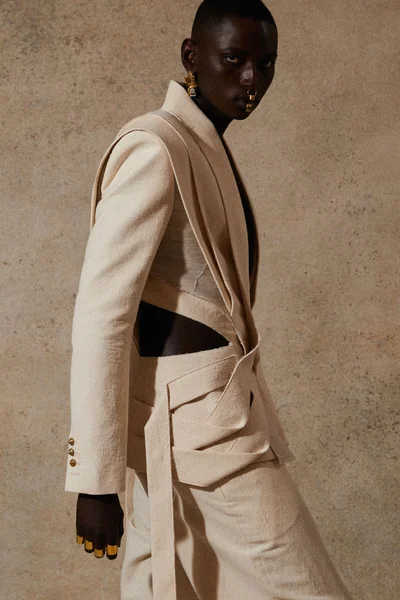 Look 9